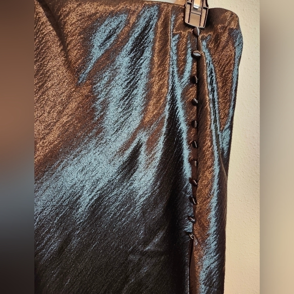 Victoria's Secret Black Side Slit Button‎ Detail Satin Midi Skirt Size Large NWT - Picture 2 of 9